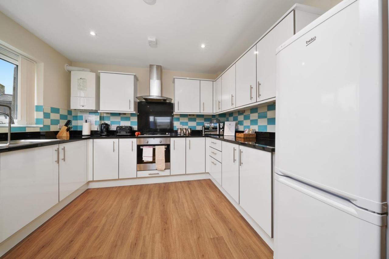 London Heathrow Living Serviced Apartments By Ferndale ستانويل المظهر الخارجي الصورة